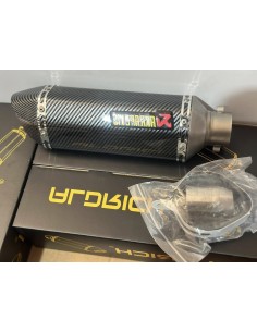 Pot d’échappement Akrapovic...